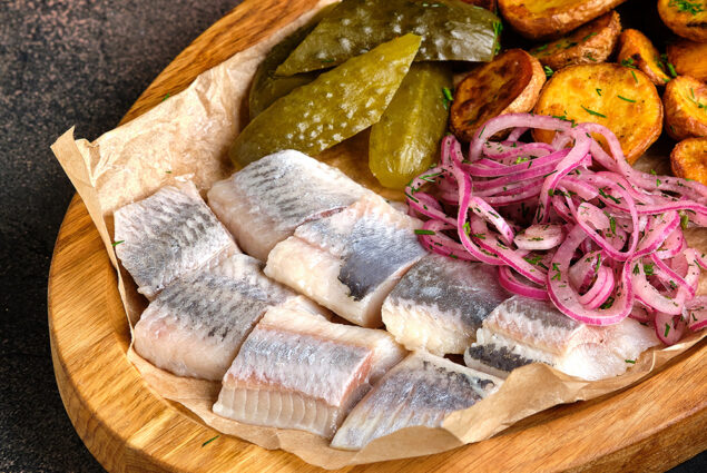 Закуска с сельдью